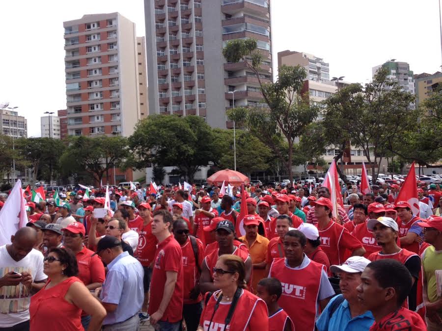 Rodoviários descartam paralisação e ônibus devem circular em dia de protestos e ruas fechadas na GV