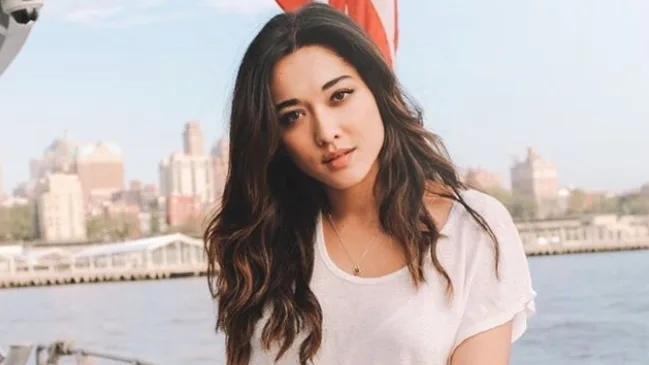 Jacqueline Sato é uma médica inovadora em 'Orgulho e Paixão'