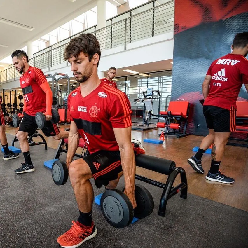 Rodrigo Caio se diz ansioso por primeiro Fla-Flu na carreira: 'É algo especial'