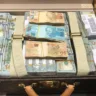 Polícia Federal apreende malas de dinheiro e joias com delegação da Guiné Equatorial