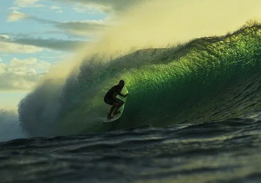 Wiggolly avança à terceira fase em etapa australiana; Kelly Slater decepciona