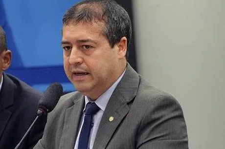 Após ser alvo da PF, presidente da Funasa é exonerado do cargo