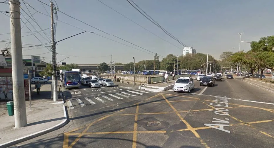 Dois são presos com 110kg de maconha no carro em São Paulo Dois são presos com 110kg de maconha no carro em São Paulo