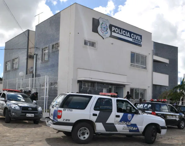 Casal é morto a pauladas após briga por causa de água no interior de Pinheiros