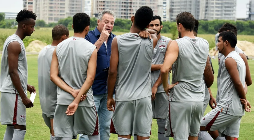 De forma discreta, Primeira Liga tem início com jogo entre Fluminense e Criciúma