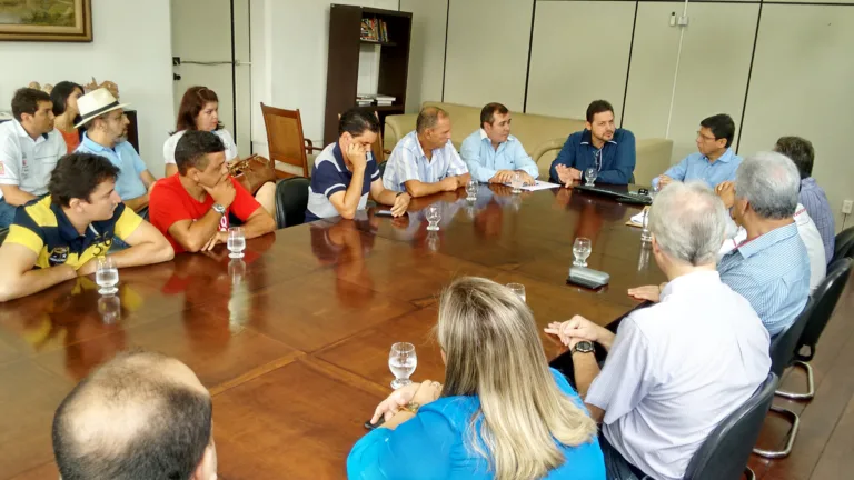 Lei em Cachoeiro define regras para plantão de farmácias no município