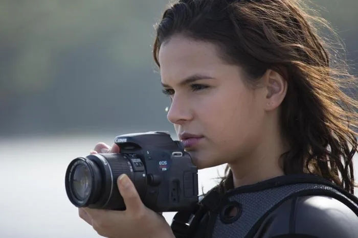 Bruna Marquezine defende cenas de nudez em novo filme: 'Nada é de graça'