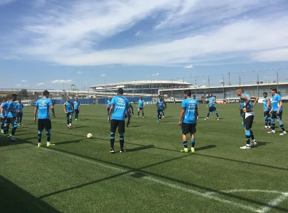 Após 'apagão' com reservas, Grêmio confirma telões na rua para torcida ver final