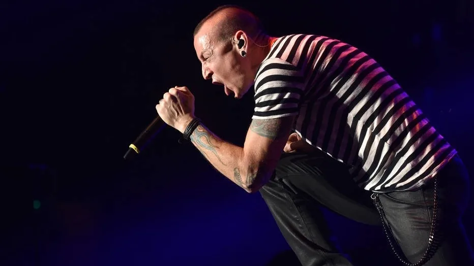 Resultado da autópsia de Chester Bennington é divulgado