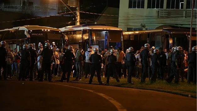 Em Limeira, torcida entra em conflito com a PM após clássico da Copa São Paulo