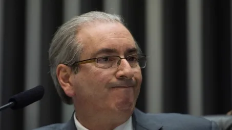 Cunha diz que foi à África 37 vezes em dois anos para vender mercadorias