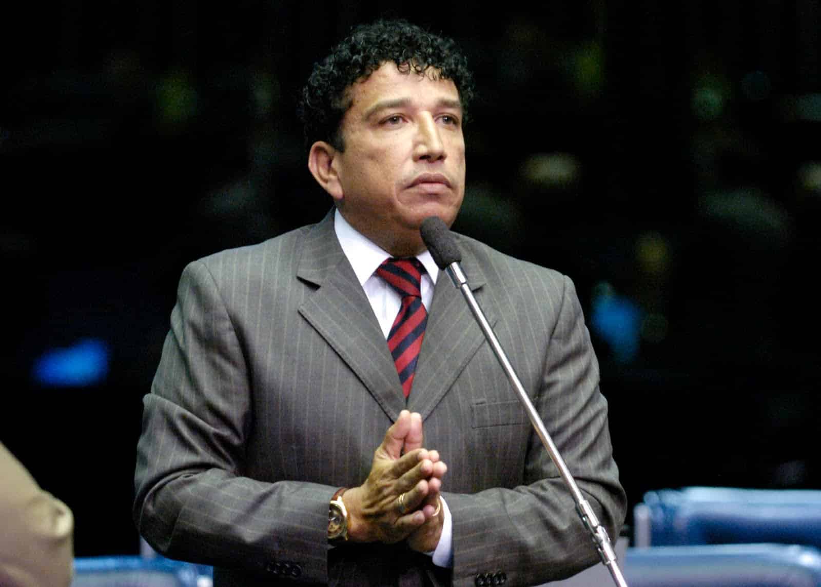 Magno Malta não desiste de ser presidente do Brasil