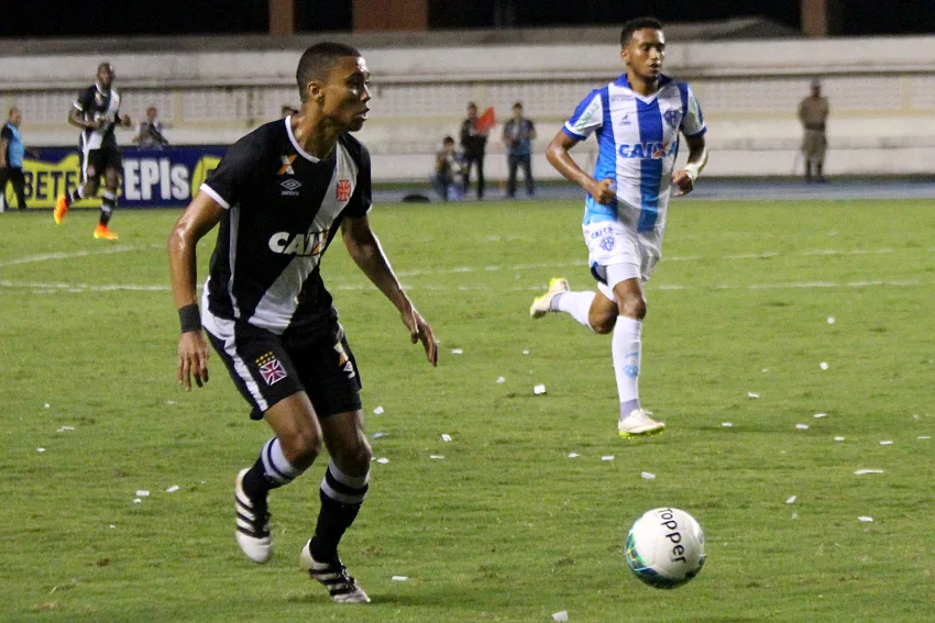 Vasco perde para o Paysandu e deixa ponta da Série B pela primeira vez