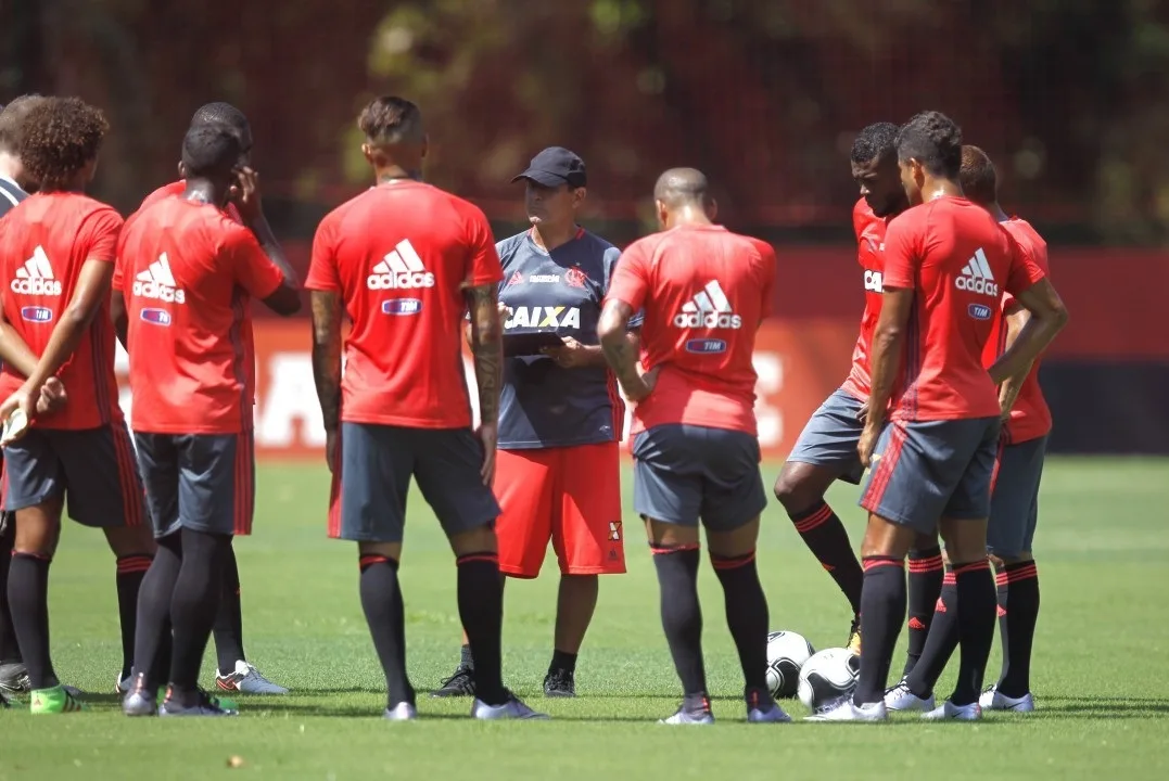 Flamengo pega Figueirense para avançar na Copa Sul-Minas-Rio