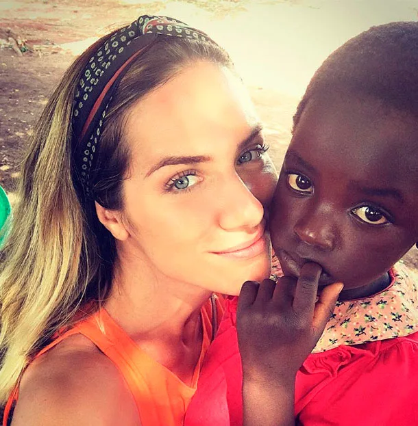 Além de Titi, Bruno Gagliasso e Giovana Ewbank adotam outra menina na África