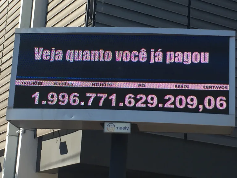 Impostômetro vai atingir a marca de R$ 1,6 trilhão neste sábado