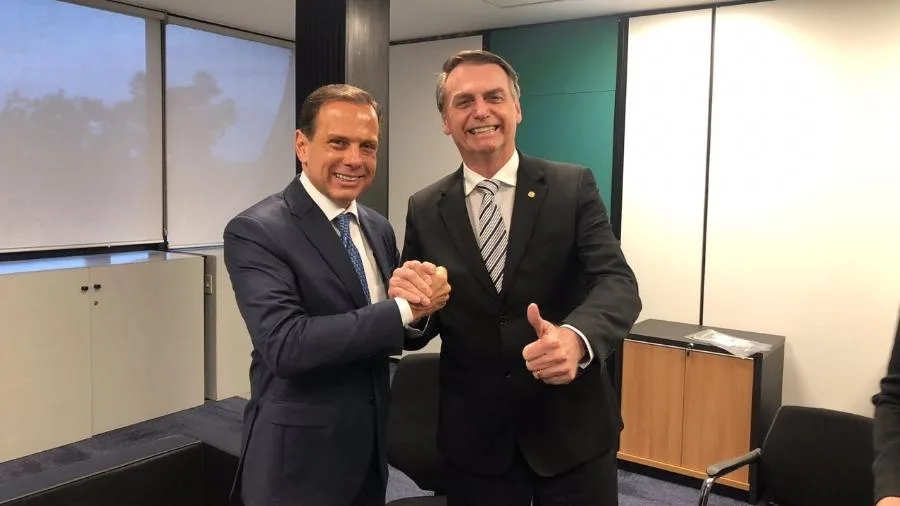 'Nunca mamei em teta nenhuma', diz Doria após ataque de Bolsonaro em transmissão ao vivo