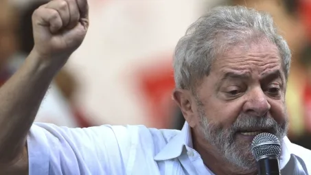 Lula participa de agenda pública de Haddad