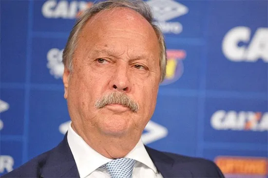 Alegando erros seguidos, Cruzeiro prepara protesto contra arbitragem junto à CBF