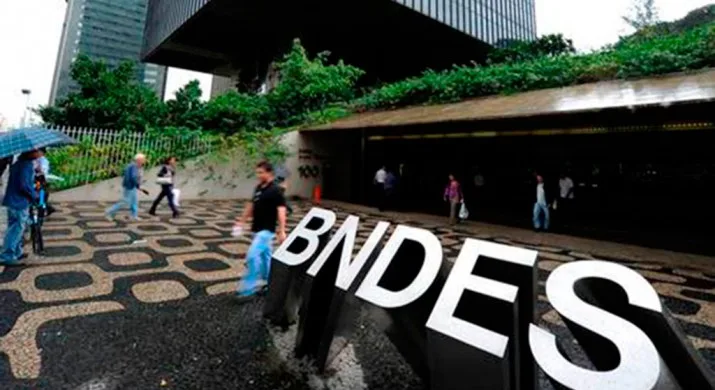 BNDES quer carteira do FGTS de projetos de infraestrutura