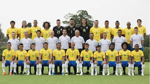 Seleção brasileira faz foto oficial para a Copa do Mundo da Rússia