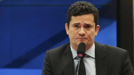 Moro amplia para 13 anos quebra de sigilo telefônico de Palocci