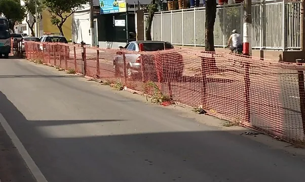 As obras na avenida Leitão da Silva completam três anos e só devem acabar em 2018