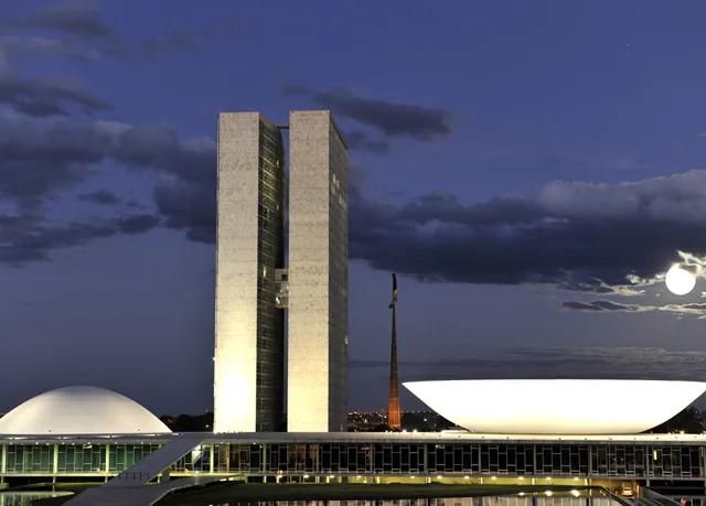 Governo formaliza envio de pacote adicional ao projeto do Orçamento de 2016