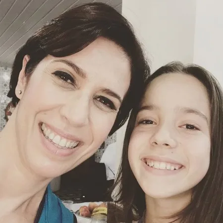 Maria Clara Gueiros estreia peça e fala sobre o desafio de fazer graça hoje