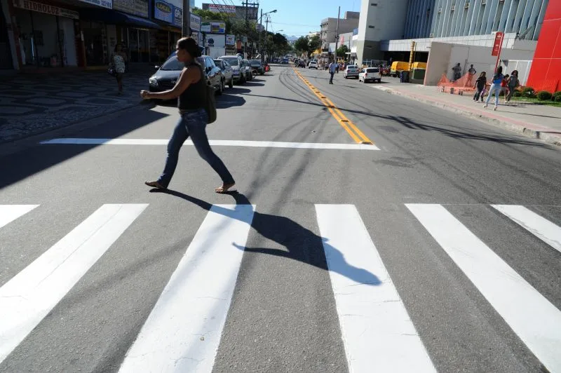 Sinalização Horizontal Recém pintada na Avenida Marechal Campos