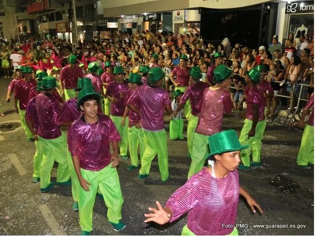 Guarapari divulga calendário de desfile dos blocos e escolas de samba