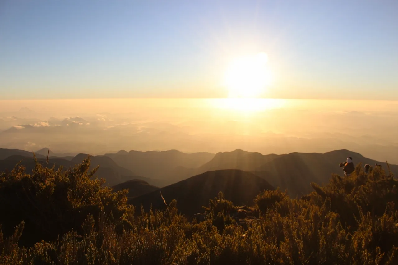 Quer conhecer o Pico da Bandeira? Saiba os cuidados necessários para esta aventura