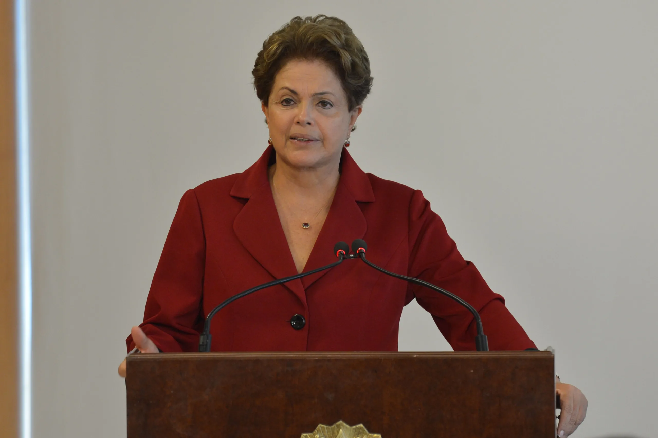 Dilma faz primeira reunião de conselho político ampliado