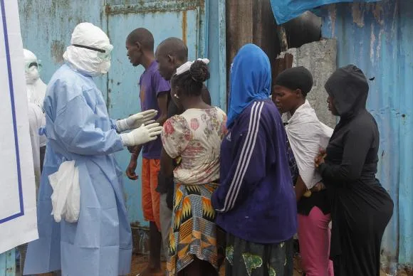 Ebola: OMS anuncia fim do ressurgimento de epidemia em Serra Leoa