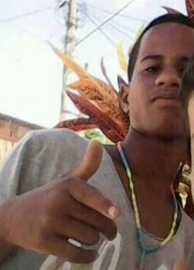 Adolescente de 15 anos sai de casa para nadar e desaparece em rio de Linhares