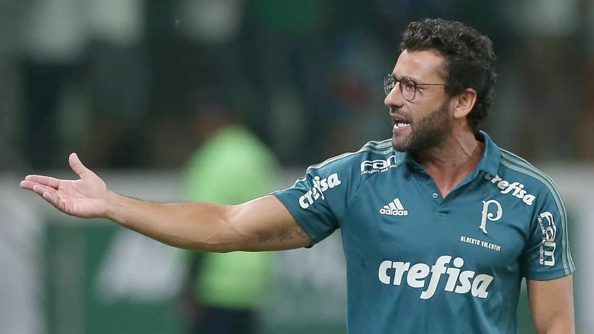 Valentim defende trabalho no Palmeiras: 'Time só fez um jogo ruim'