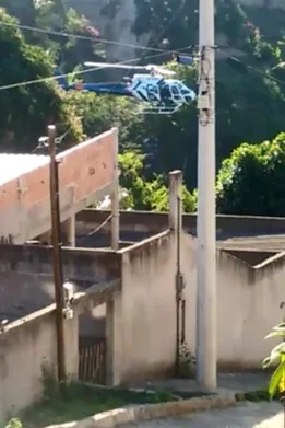 Tiroteio entre PM e criminosos assusta moradores de Nova Rosa da Penha II, em Cariacica