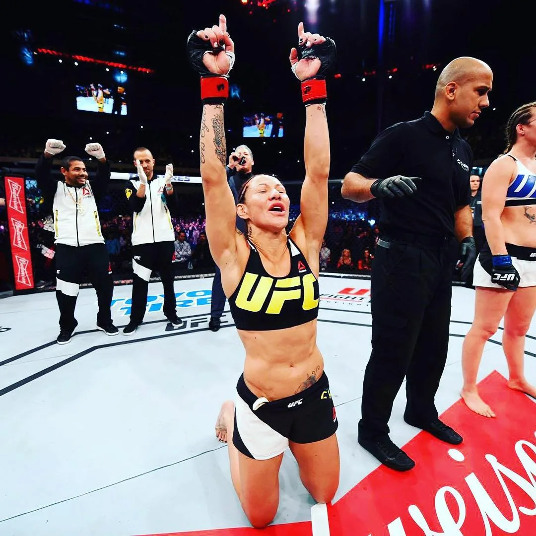 Cris Cyborg recebe notificação por violação em antidoping no UFC