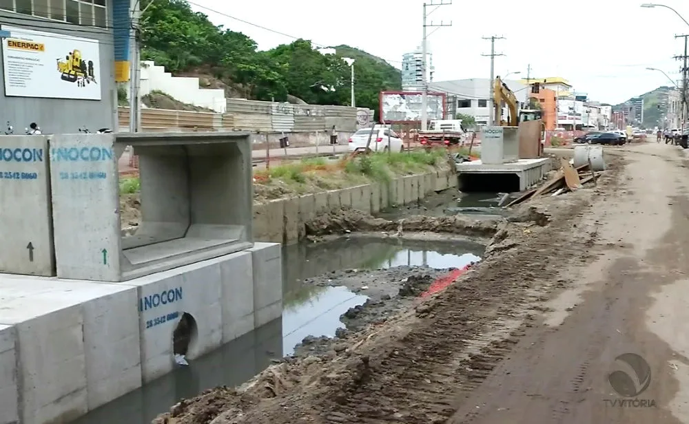 Obras na Leitão da Silva devem ser concluídas em novembro, diz governo