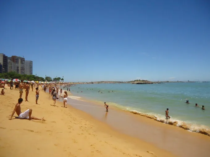 Frente fria deve deixar o Estado e chegada do horário de verão será de sol e calor