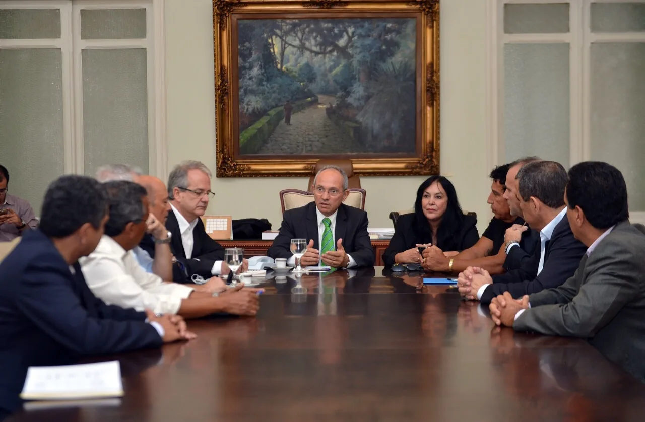 Saúde e crise hídrica são temas principais da reunião da bancada federal com Hartung