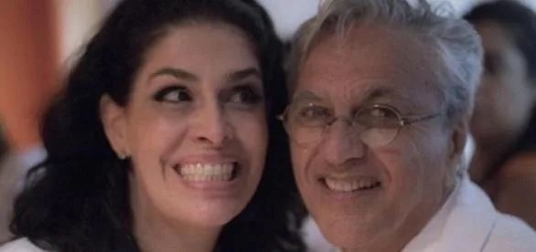 Caetano Veloso e Paula Lavigne lideram movimento de artistas contra Temer