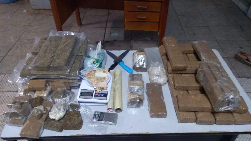 Homem é preso com mais de 35 quilos de maconha em Vila Velha