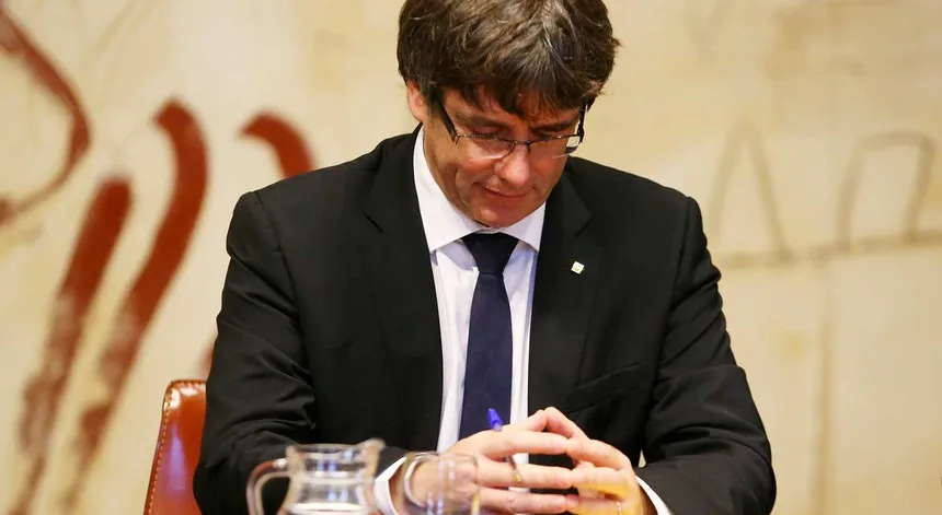 Polícia alemã detém ex-presidente da Catalunha Carles Puigdemont