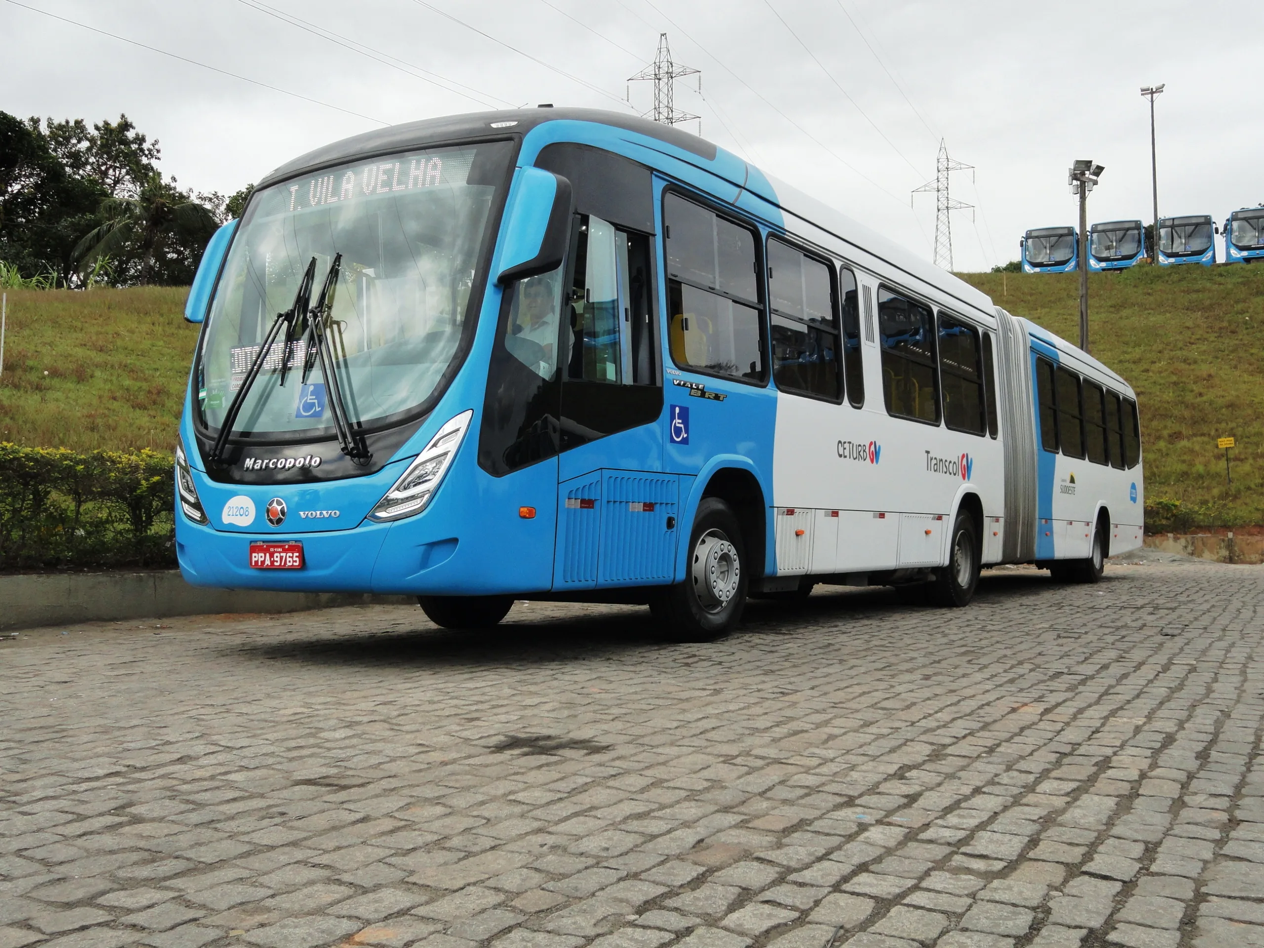 Ônibus vão circular com esquema especial no Réveillon da Grande Vitória