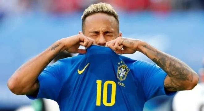 Cafu critica Brasil de 2018 por depender de Neymar e falta de mentalidade campeã