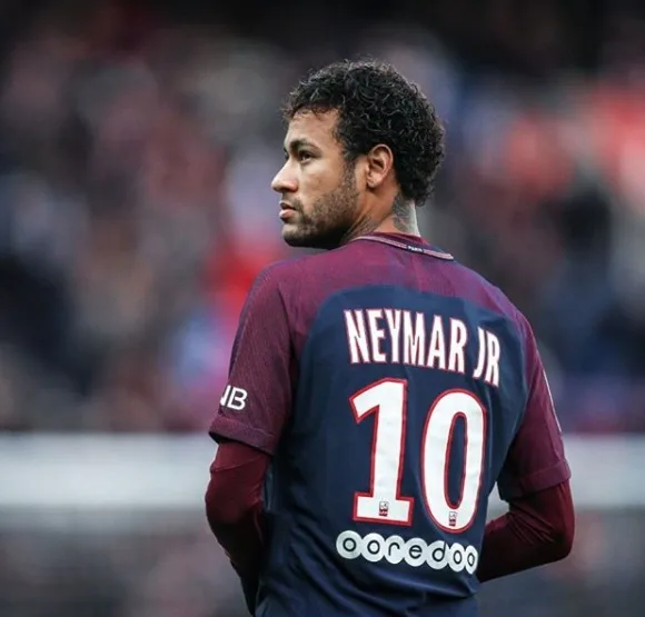 Técnico do PSG demonstra apoio a Neymar: 'Ajudaremos ele se recuperar'