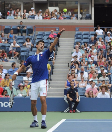 Djokovic desiste de torneio de exibição e adia volta às quadras