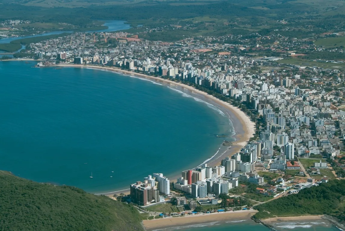 Governo retoma obras de revitalização do canal de Guarapari