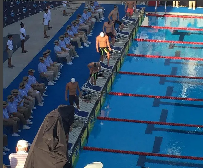 Phelps faz 8º melhor tempo da história e manda recado